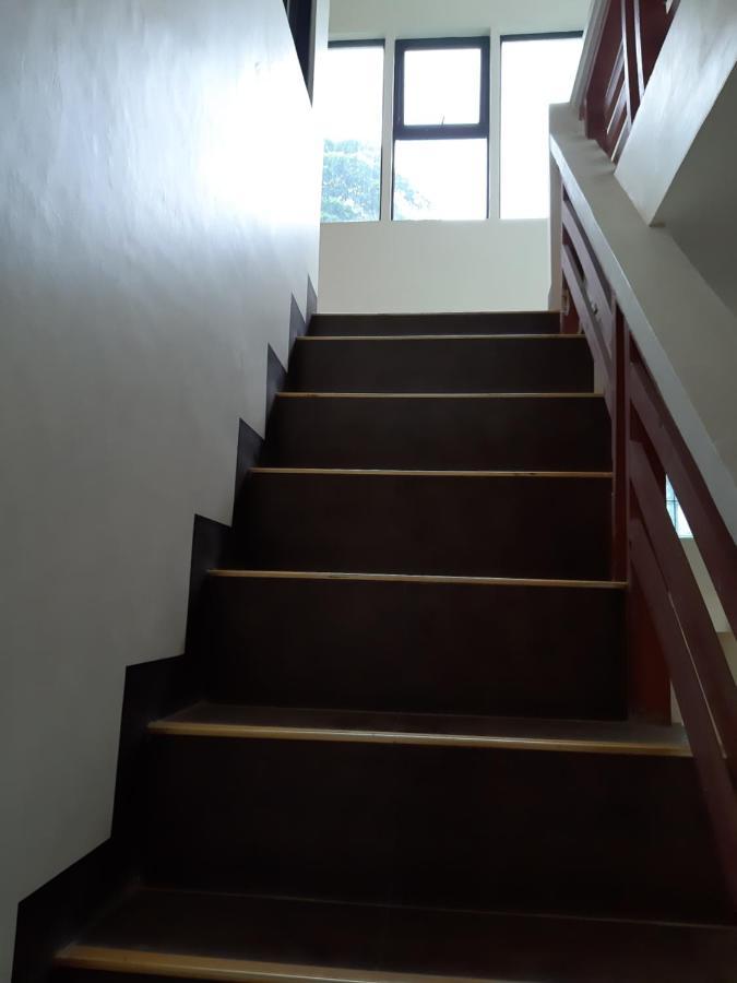 Limestone View Inn เอลนิโด ภายนอก รูปภาพ